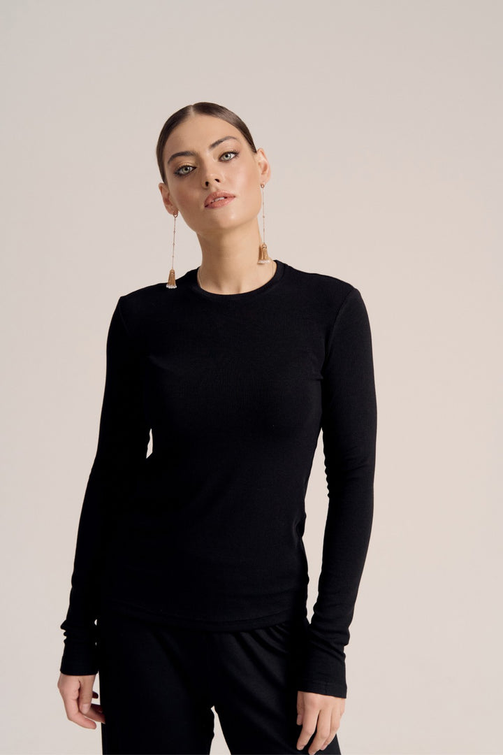 Maya black longsleeve